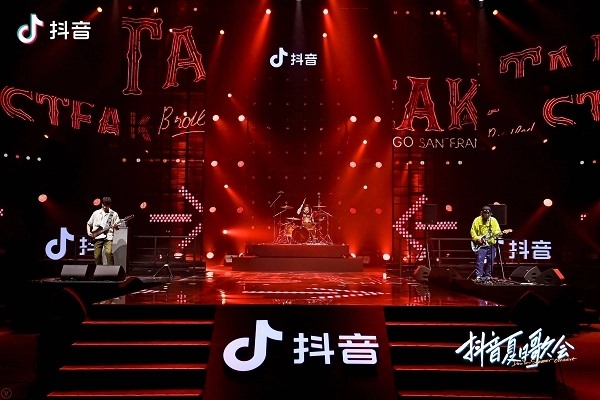 个人手机号如何拍卖？